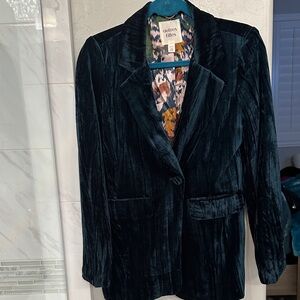 autres filles Women's Velvet Jacket - Green